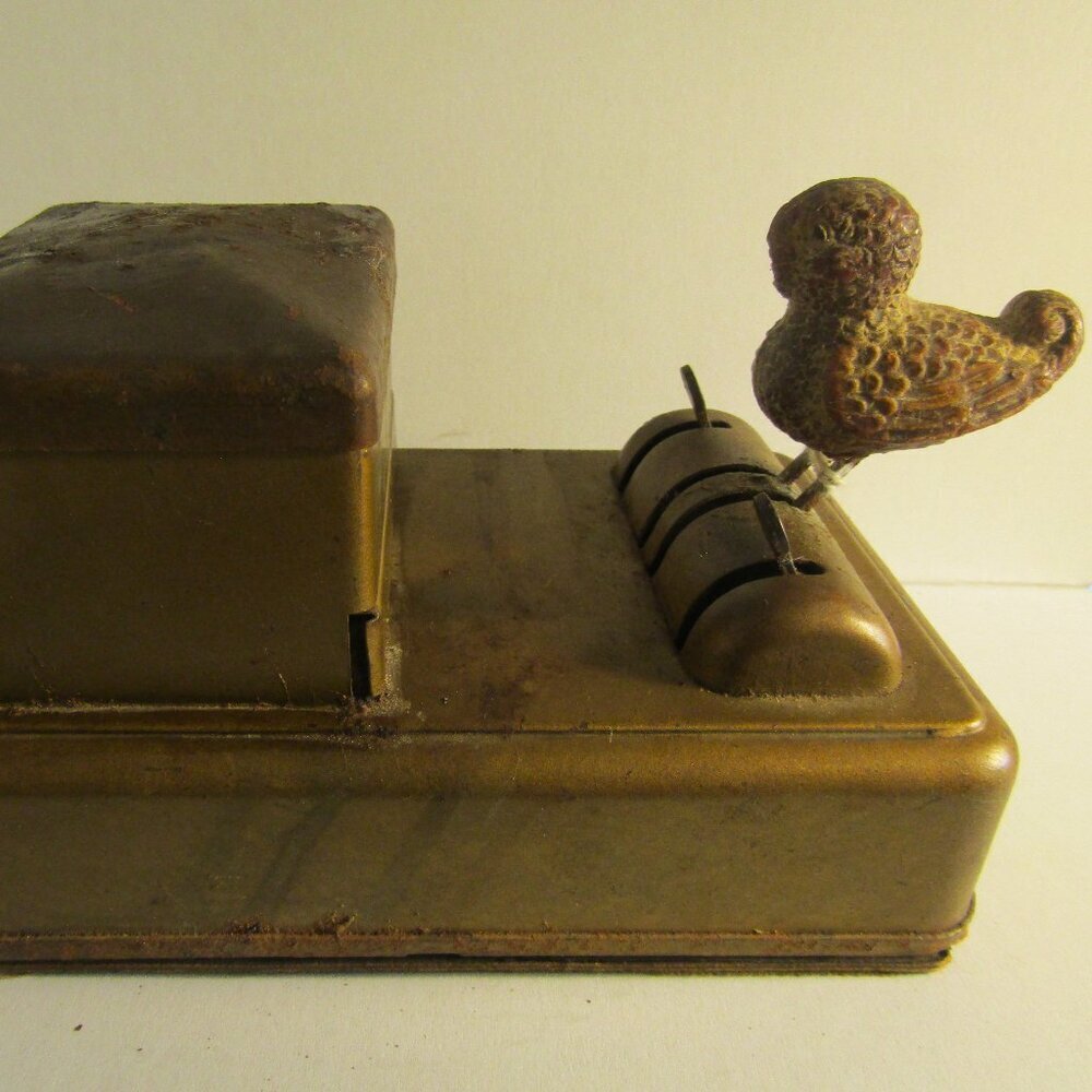 Vintage Antique DIPPING BIRD Brass Metal Cigarette Dispenser with Covered Tray